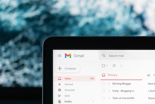 Single Page Application - Gmail